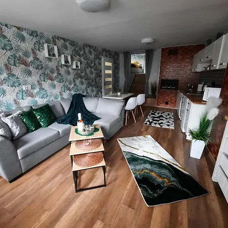 Apartament Lisc 2 *